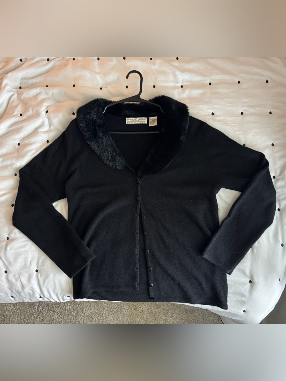 Carolyn Taylor Black Faux-Fur Collar Button-Front Cardigan